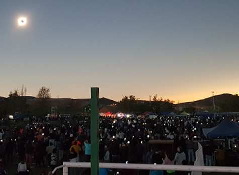 En Andacollo más de 20 mil personas presenciaron el Eclipse