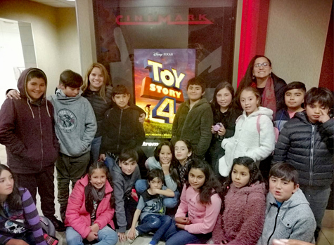 Alumnos del Colegio Nta. Sra del Rosario inician sus vacaciones con un viaje a La Serena