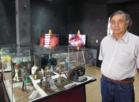 Exposición fotográfica y de esculturas metálicas se exhiben en la Casa del Encuentro Ciudadano