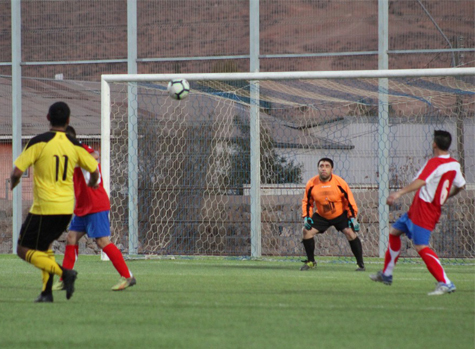 Selecciones Sub 13 y Adulta juegan partidos amistosos de cara a su debut en el torneo regional