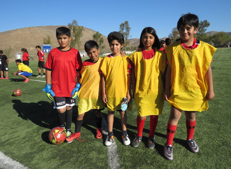 Escuela formativa de la Academia Colo Colo sigue fomentado el deporte entre los niños y niñas