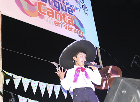 Quinta Versión del  Festival “El Curque canta  en Verano” se realizó con gran apoyo de los vecinos