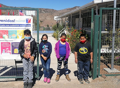 Alumnos de curso multigrado de Escuela de “El Cobre” reinician clases en el establecimiento