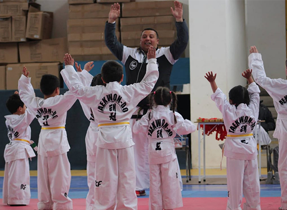 Taekwondistas andacollinos retoman entrenamientos al aire libre