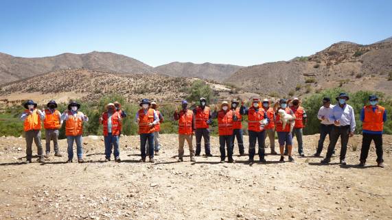 Teck CDA refuerza cultura de seguridad con lavadores de oro y pequeños mineros de Andacollo