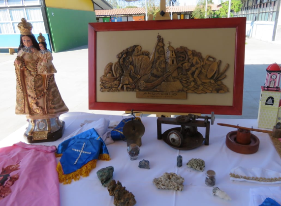 Alumnos de la Escuela Luis Cruz Martínez realizan muestra sobre el patrimonio cultural andacollino