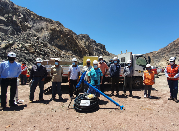 Proyecto CAT permite que pequeños mineros de Andacollo reciban kit de perforación