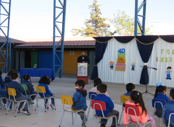 Escuela Luis Cruz Martínez conmemora su cuadragésimo aniversario