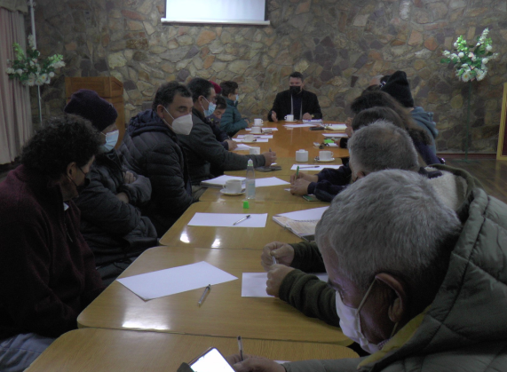 Autoridades locales y representantes de los pirquineros participaron de una mesa de trabajo