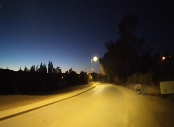 Vecinos de la Avenida Chepiquilla contarán con luminarias públicas
