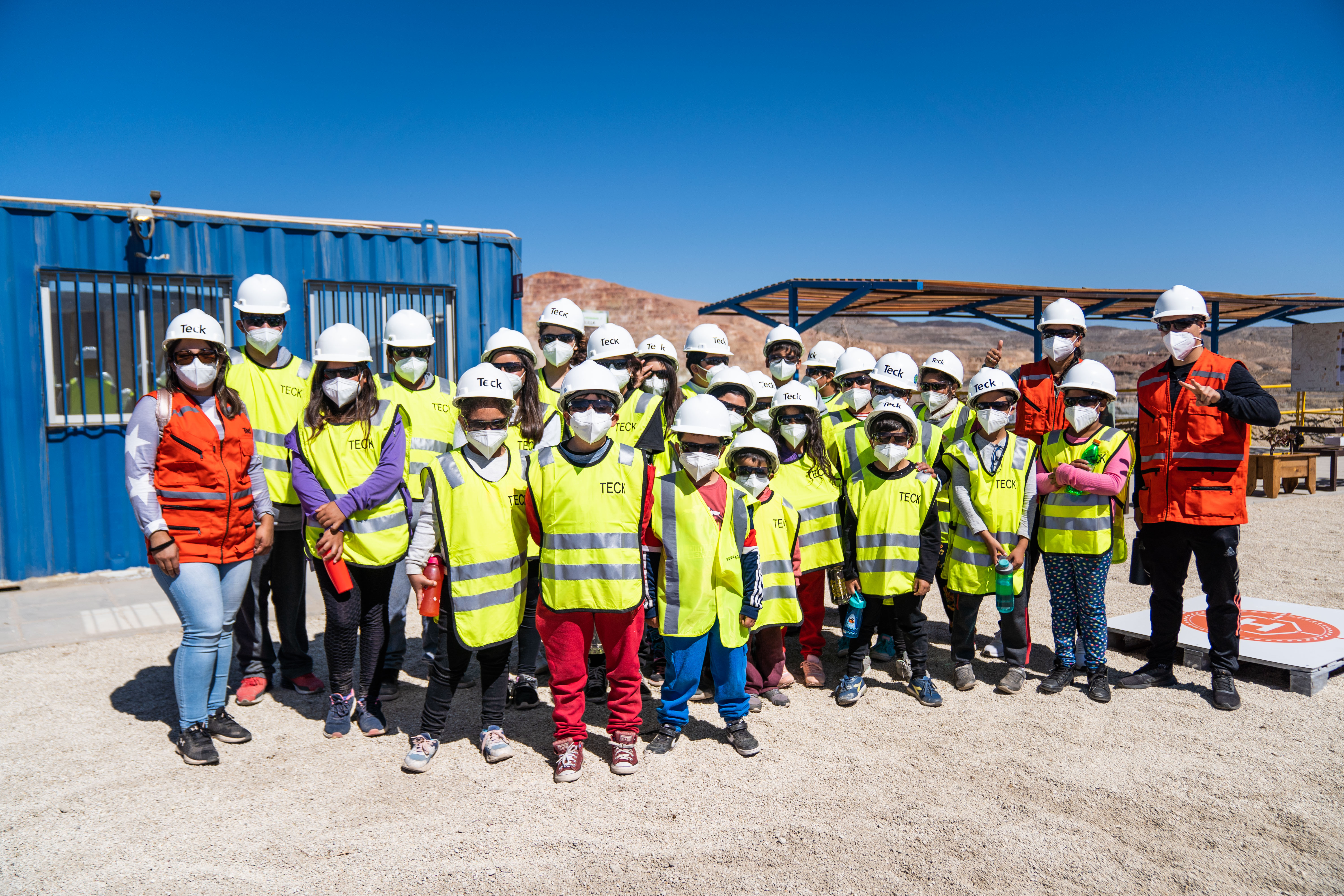 Integrantes de la Escuela de Verano de Andacollo visitan Teck CDA