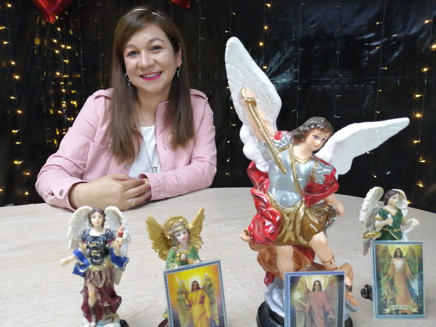 La maestra andacollina que nos conecta con los Ángeles y energías para vivir mejor