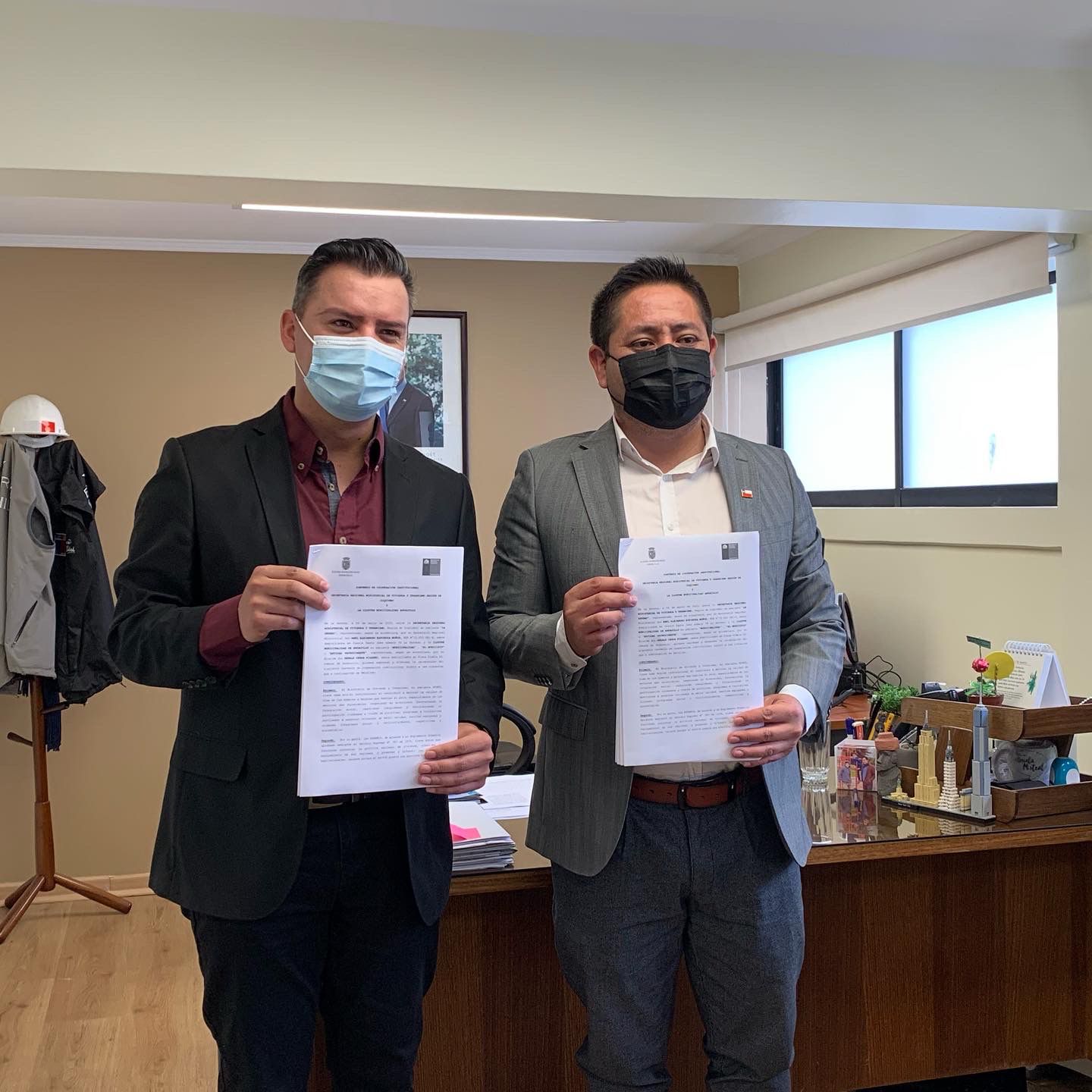 Municipio andacollino y Minvu firman acuerdo para avanzar en temas habitacionales y espacios públicos