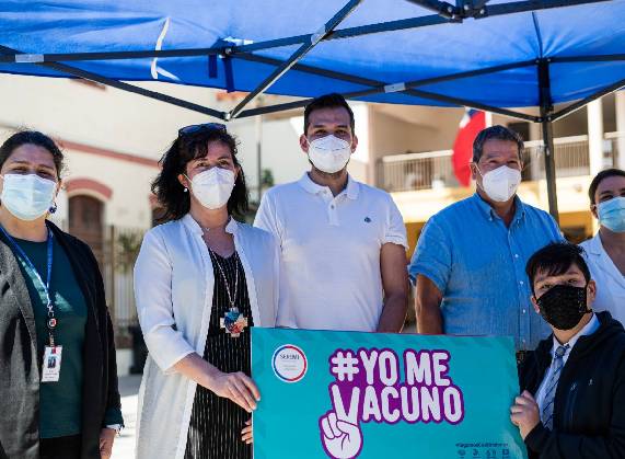 Servicios de Salud y Educación impulsan la vacunación en los establecimientos educacionales