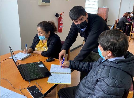 Docentes son capacitados sobre el manejo del Libro de Clases Digital en establecimientos de Andacollo y Coquimbo