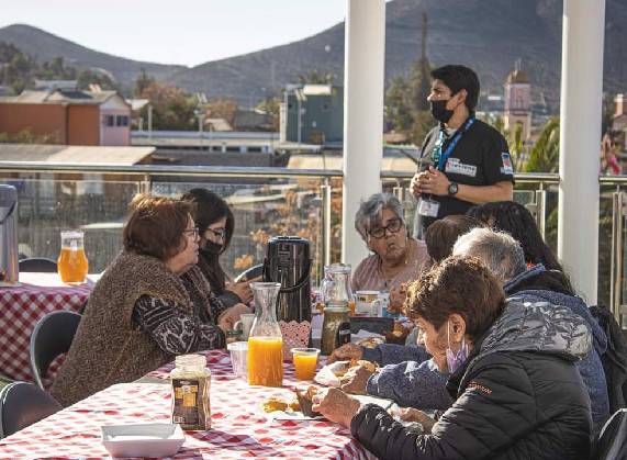 Senda culmina su mes de la Prevención con adultos mayores del Programa Vínculos