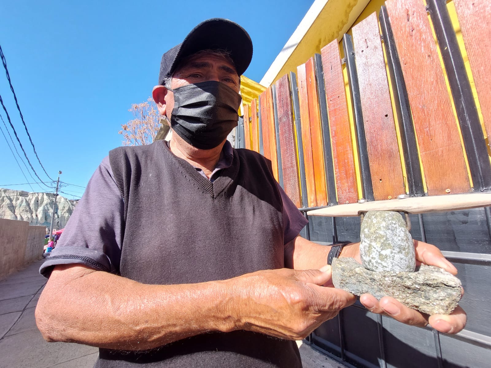 Artesanía en piedra rescata la tradición minera andacollina