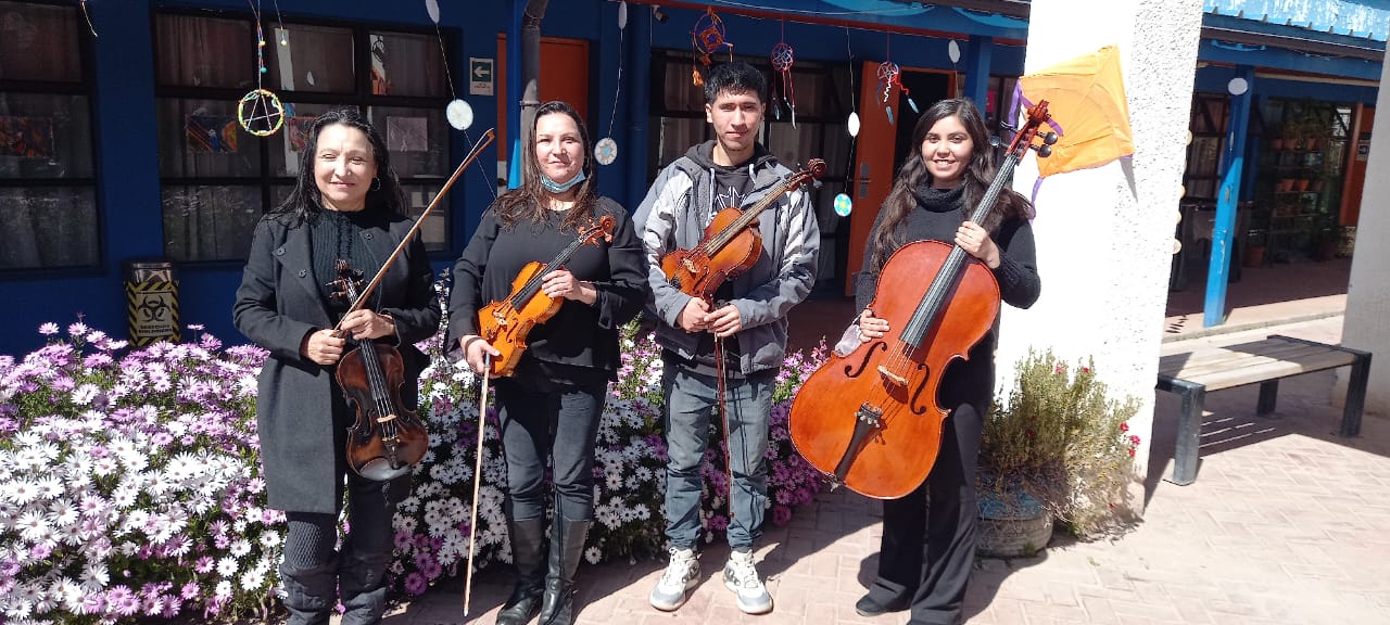 Alumnos del CEIA disfrutaron del talento de los músicos de la Fundación Orquestas Juveniles e Infantiles de Chile