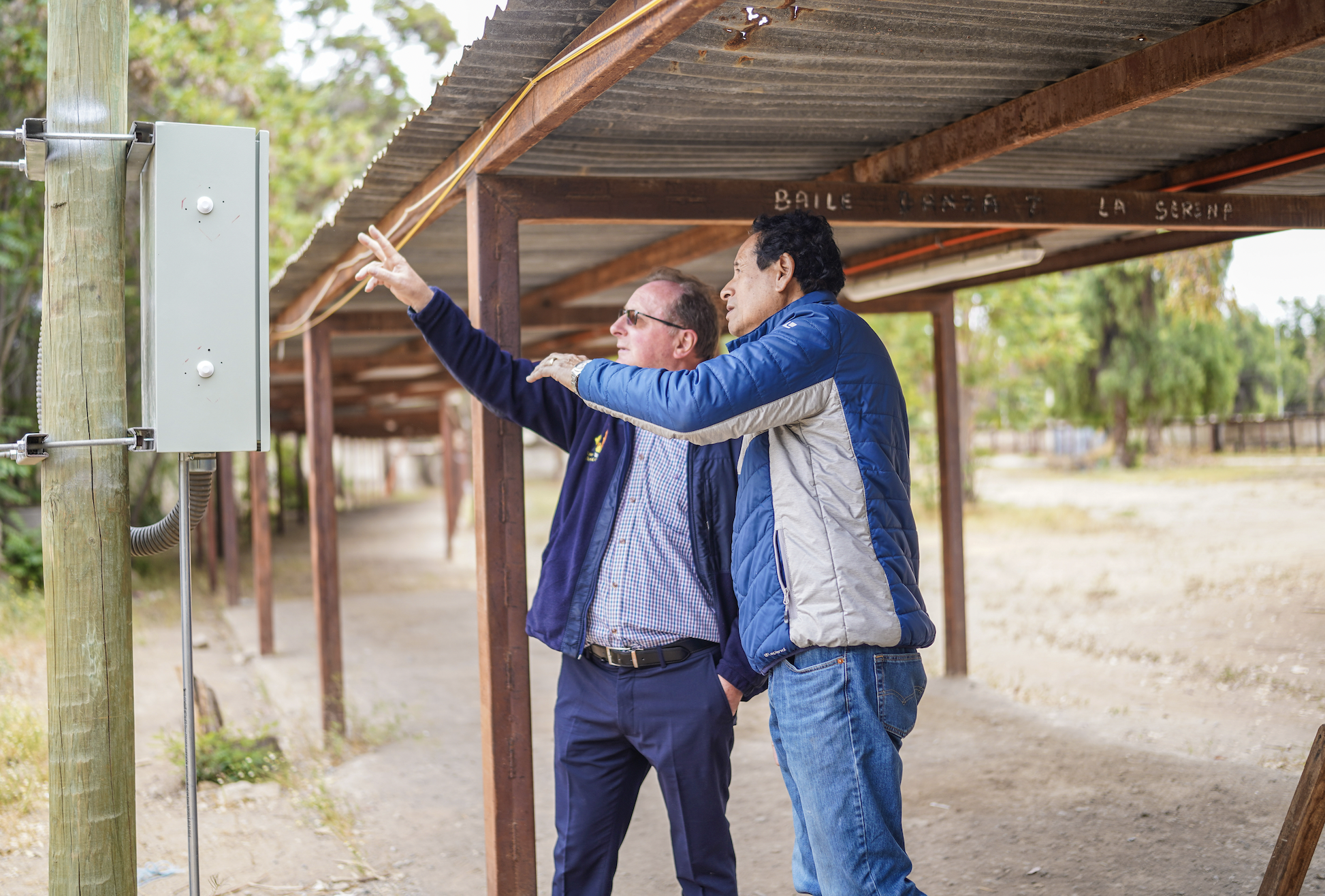 Teck CDA contribuye al mejoramiento eléctrico del Parque El Peregrino de la Parroquia de Andacollo