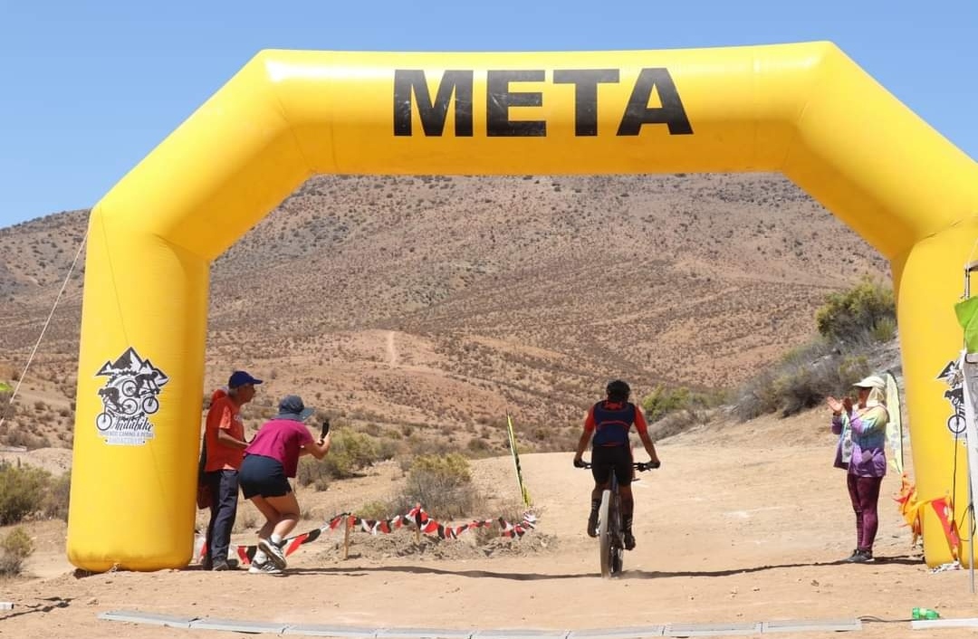 ANDABIKE ORGANIZÓ EXITOSA COMPETENCIA DE CICLISMO EN SU ANIVERSARIO N° 4