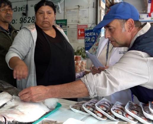 Entregan recomendaciones para el consumo seguro de pescados y mariscos previo a Semana Santa