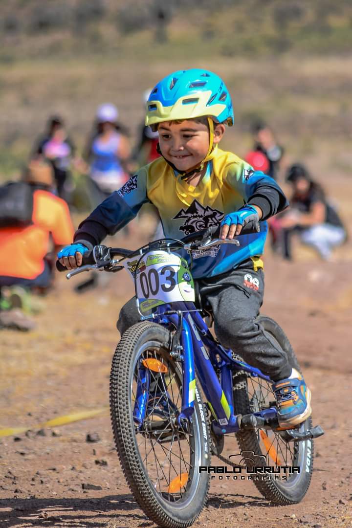 CAMPEONATO DE CICLISMO “HUELLAS ANCESTRALES” TUVO GRAN CONVOCATORIA