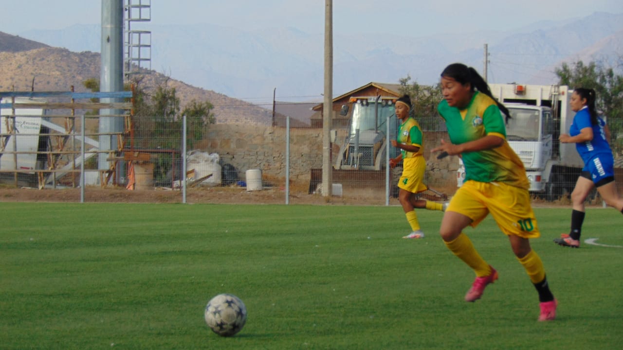 SELECCIÓN FEMENINA DE FÚTBOL DE ANDACOLLO OBTUVO EL 3° LUGAR EN HEXAGONAL REGIONAL DISPUTADO EN LA COMUNA