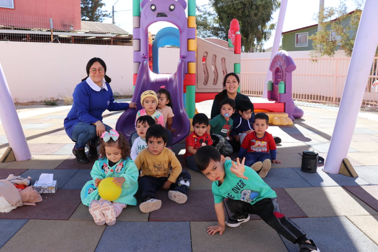 CAMPAÑA “BIBLIOTECAS EN PATIOS” BUSCA RECOLECTAR LIBROS PARA INCENTIVAR LA LECTURA EN LOS NIÑOS