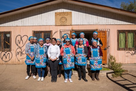 Agrupación “Alegría de Vivir” se capacita con cursos de peluquería y repostería saludable