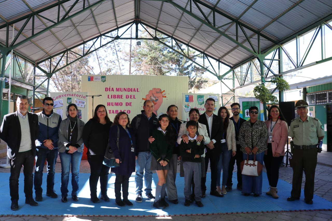 Escuela Patricio Lynch organizó gran feria informativa por el Día Mundial Libre del Humo de Tabaco