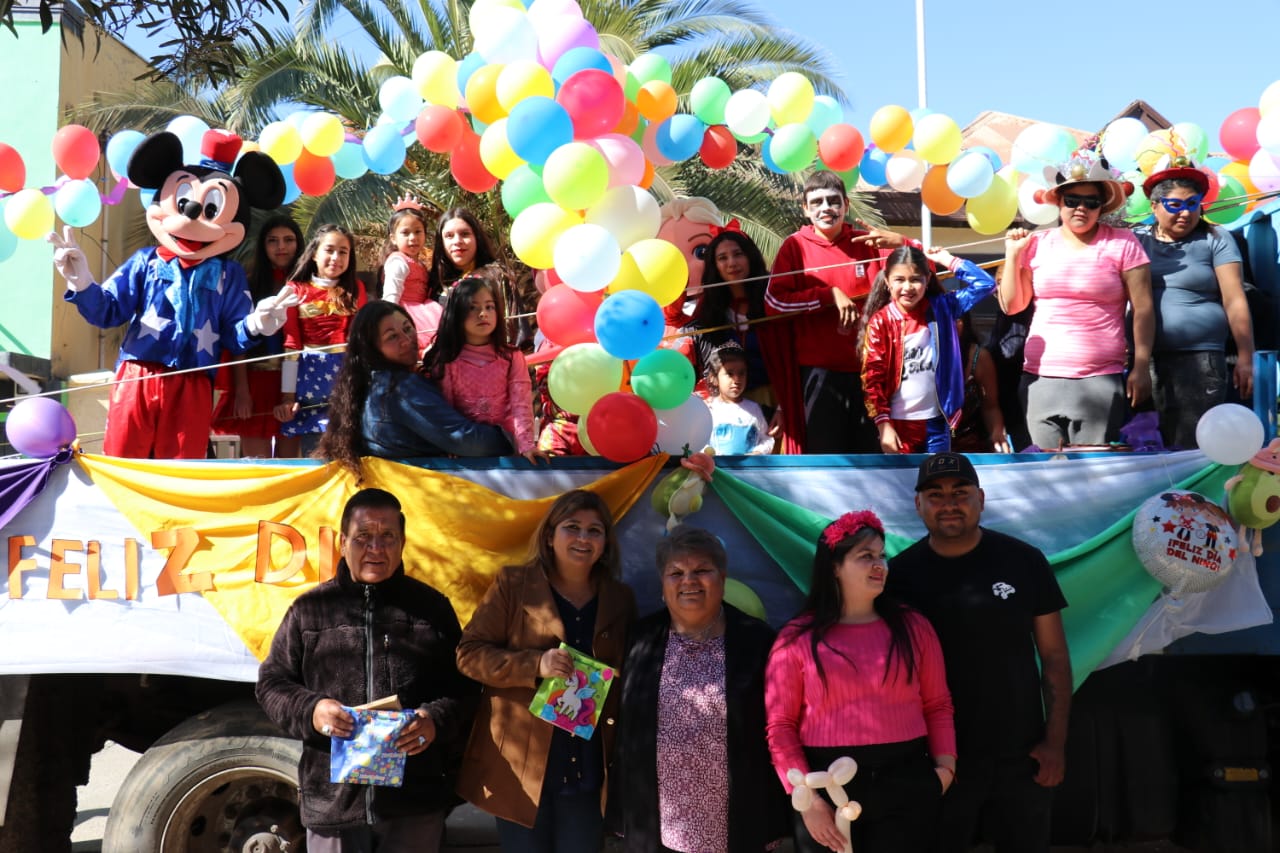 Andacollo celebró el Día de la Niñez con una gran caravana