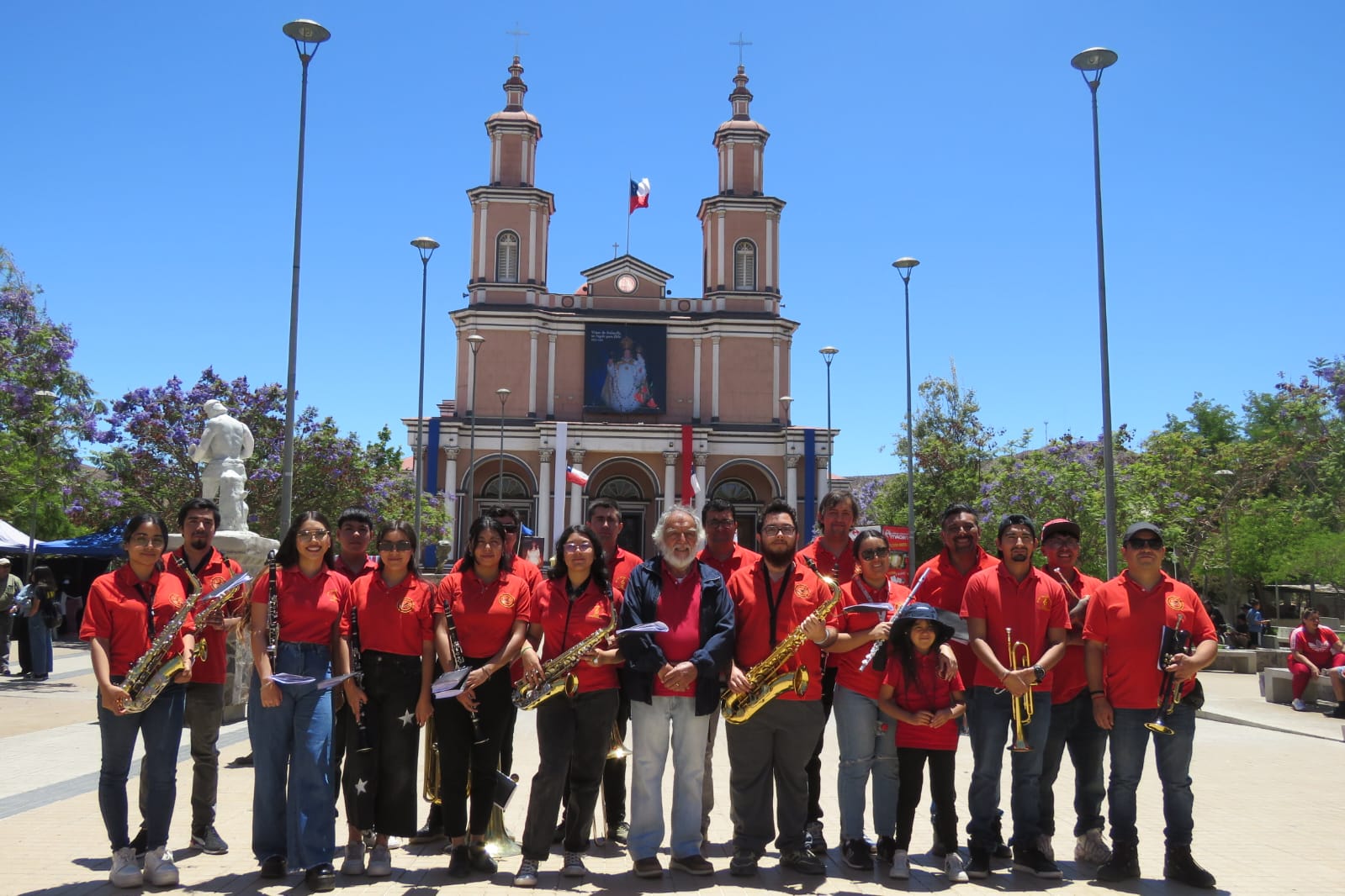 Banda instrumental “Humberto Escalante Rivera” se presentó en la plaza de Andacollo para conmemorar a Santa Cecilia
