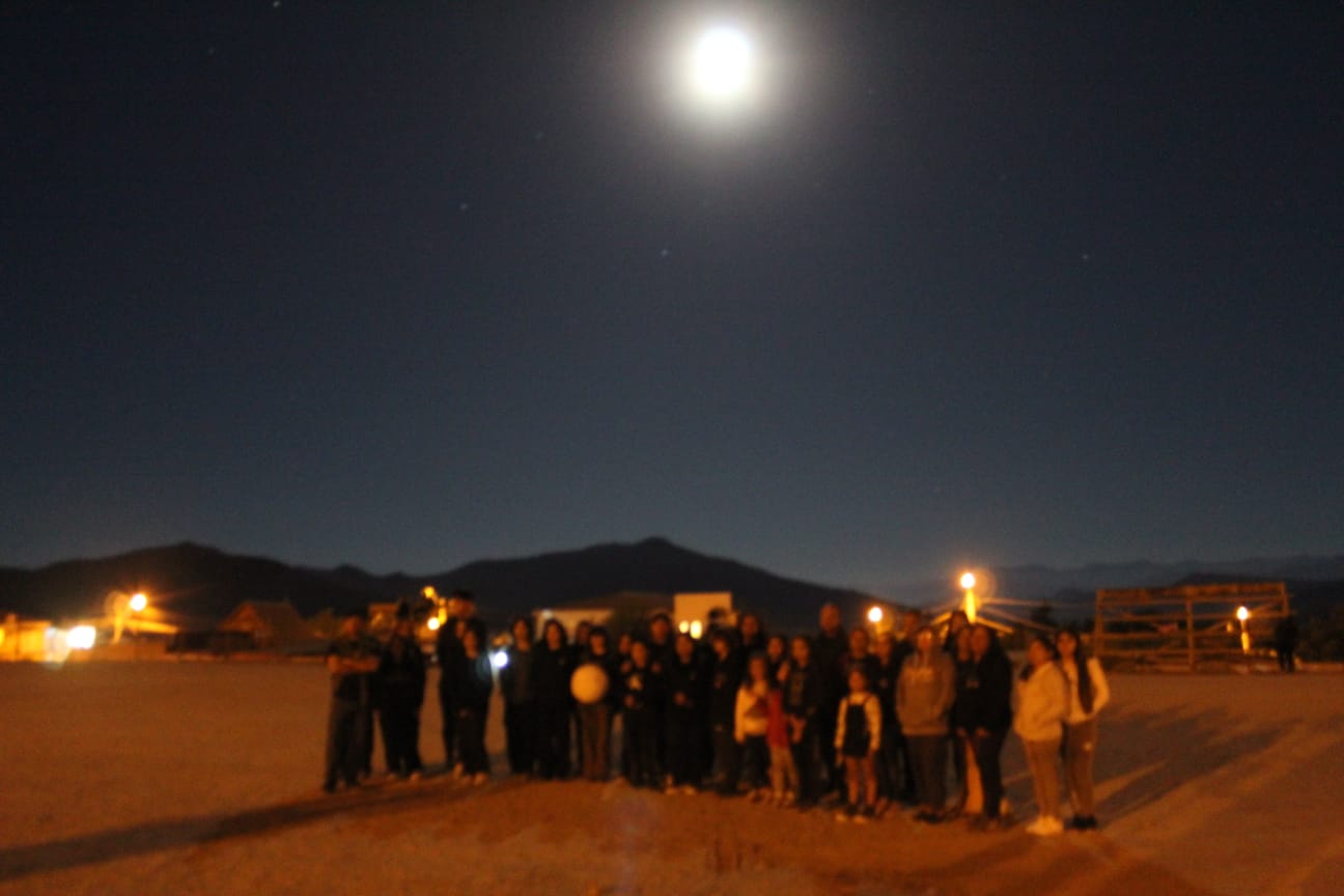 Realizan primer mapa estelar humano conformado por niños y niñas de Andacollo