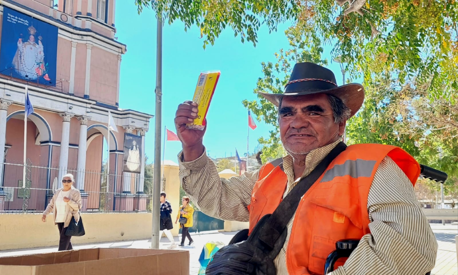 Germán Vega: un hombre que lleva 29 años trabajando en la plaza de Andacollo
