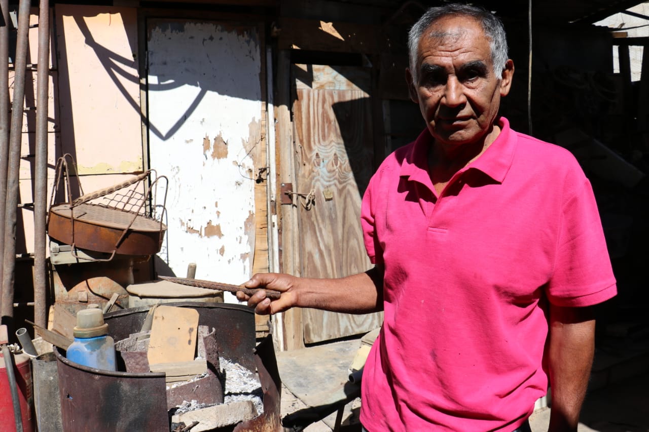 Ángel Huerta Blanco: el último herrero de Andacollo que sigue vigente con sus trabajos y artesanías en fierro