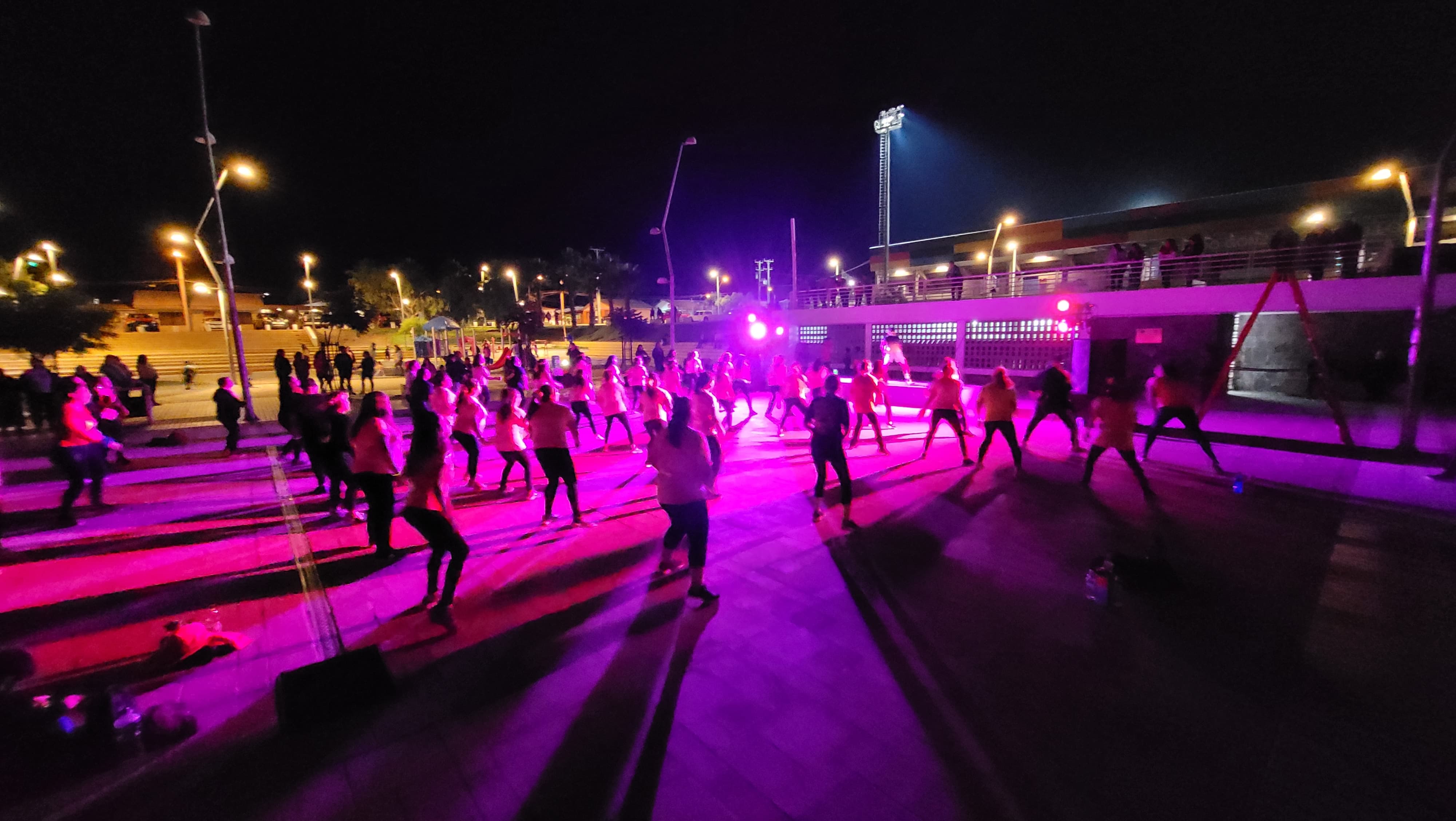 Con masiva zumbatón culminó la celebración del día mundial de la actividad física en Andacollo