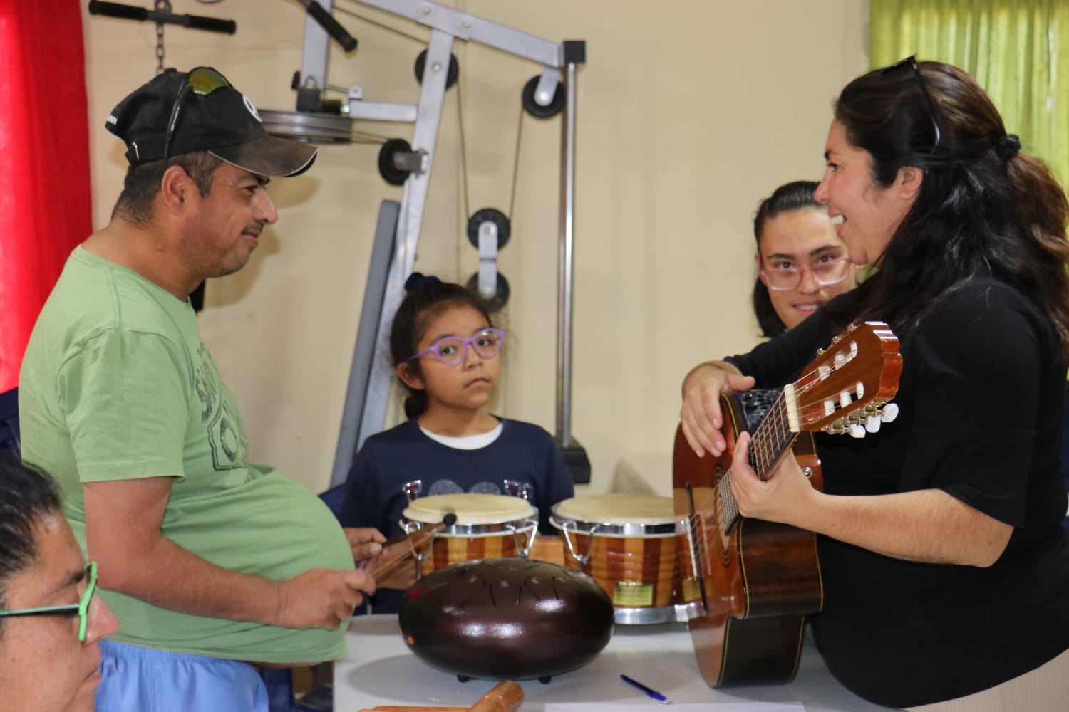 Con gran entusiasmo la organización andacollina Alegría de Vivir está desarrollando su proyecto CAT: “La música y el arte nos hará vivir con alegría”