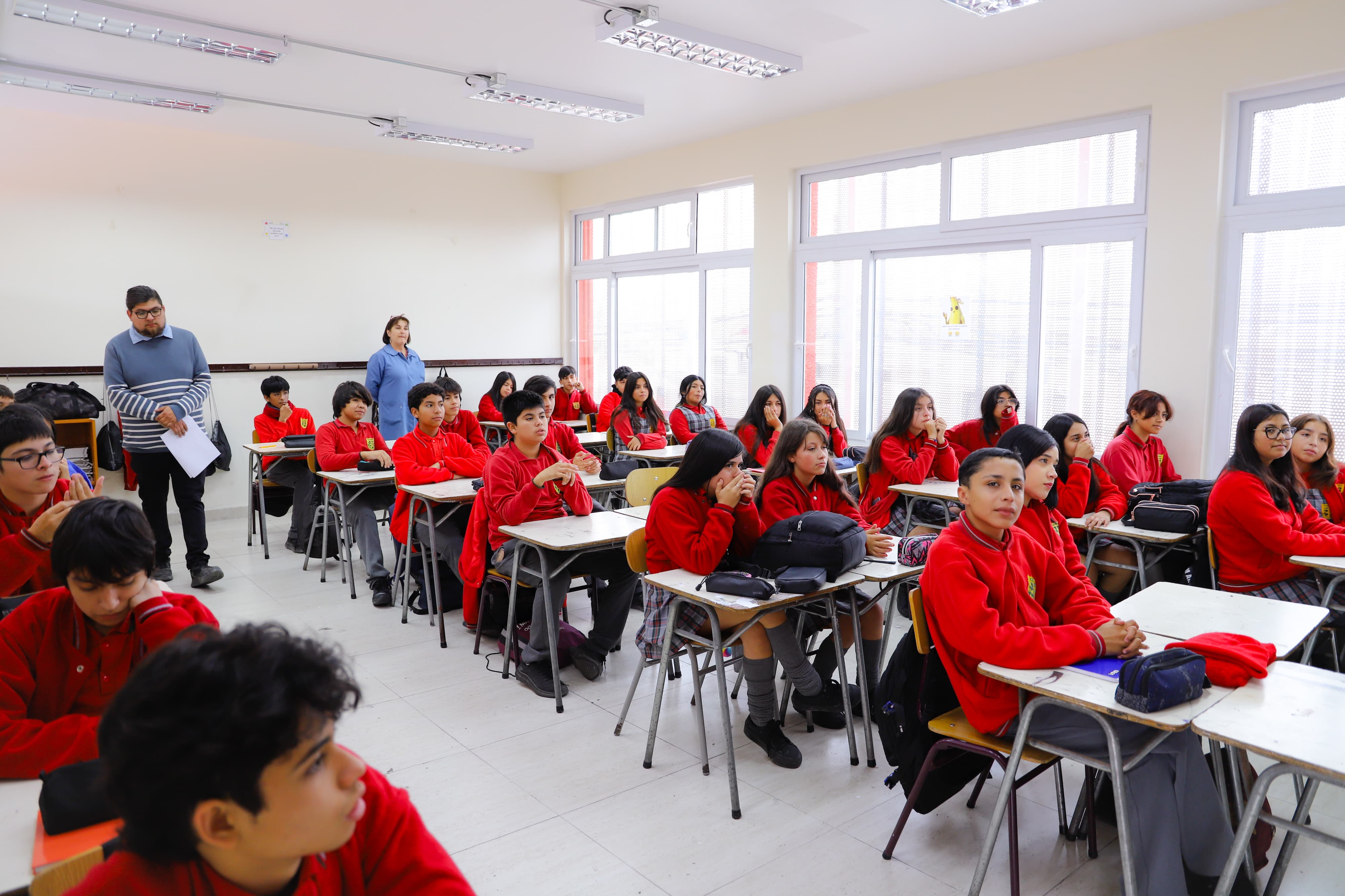 Servicio Local Puerto Cordillera promedió 90% de asistencia a clases durante marzo