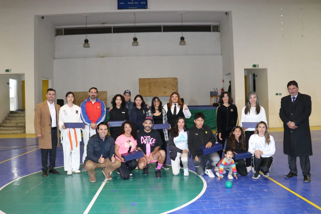 Ceremonia de premiación al mérito deportivo reconoció a integrantes de los distintos talleres municipales de Andacollo