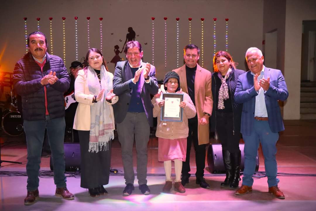 Madres andacollinas fueron celebradas en su día por parte del municipio de Andacollo