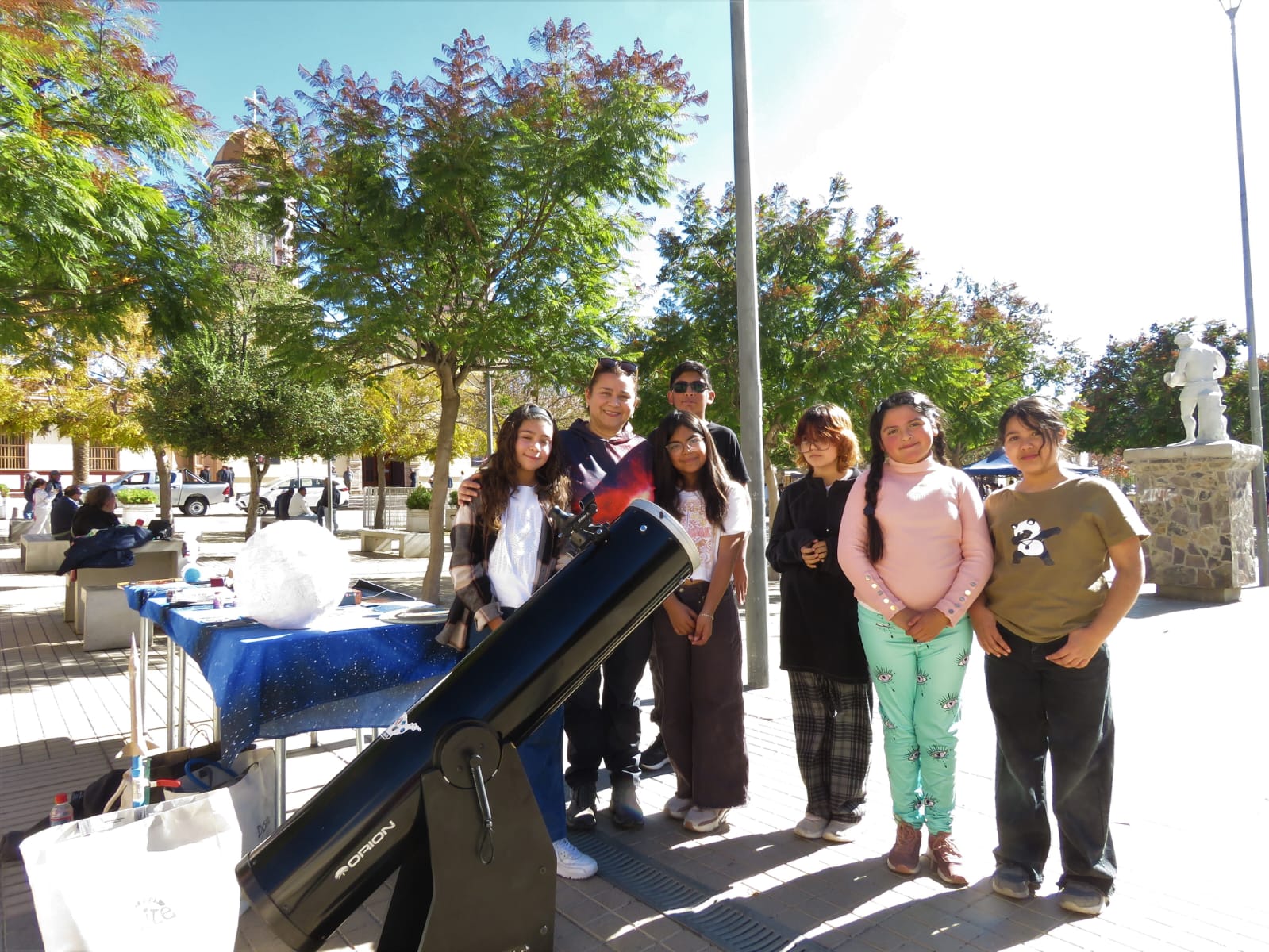 Actividades por el día de los patrimonios incluyeron observación y charla astronómica en Andacollo