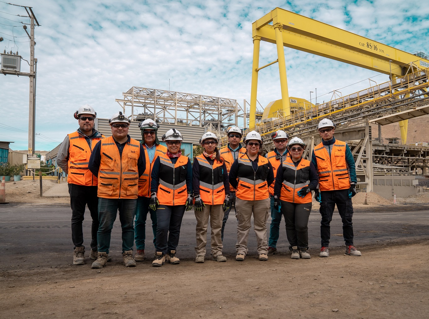 Mantenedores Mecánicos en Entrenamiento Planta realizan proceso práctico en Teck CDA