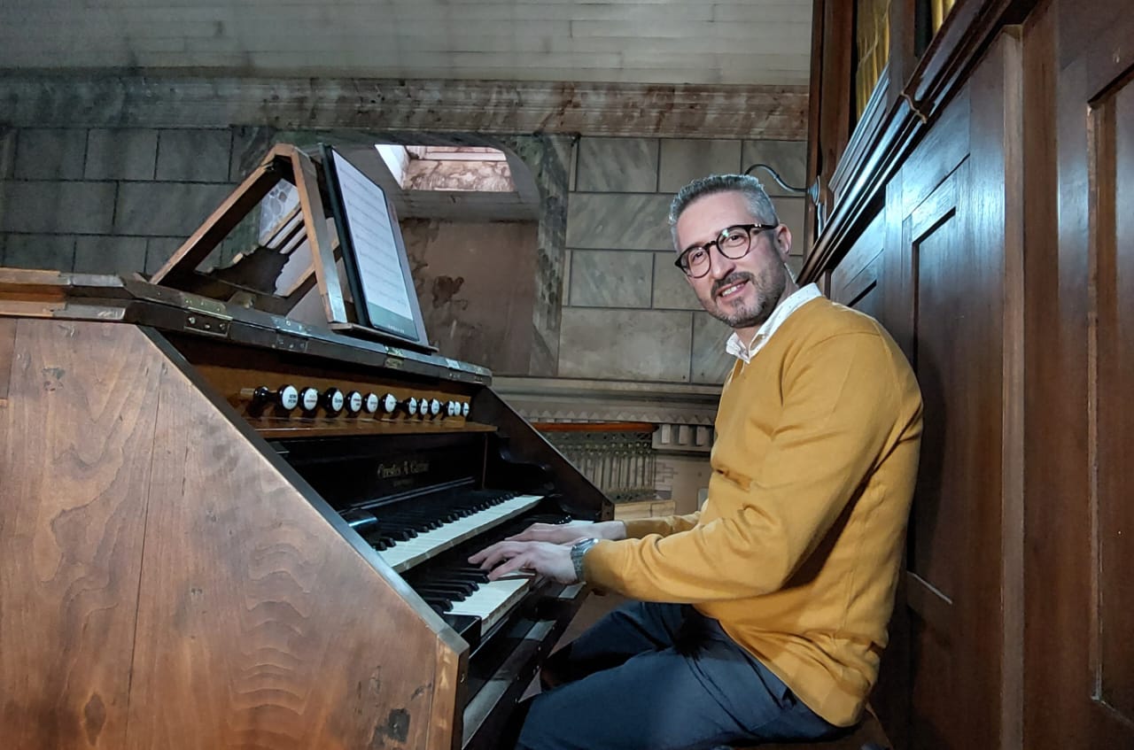 Artista catalán Albert Pámies y Carrión brindó emotivo concierto de órgano en la basílica menor de Andacollo
