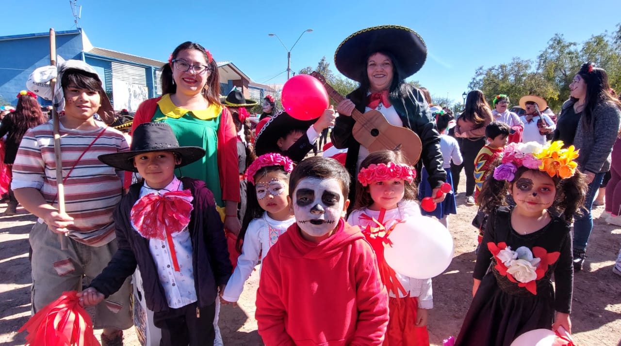 Colegio Nuestra Señora del Rosario de Andacollo celebra su aniversario N° 19 con actividades recreativas y educativas para la comunidad escolar