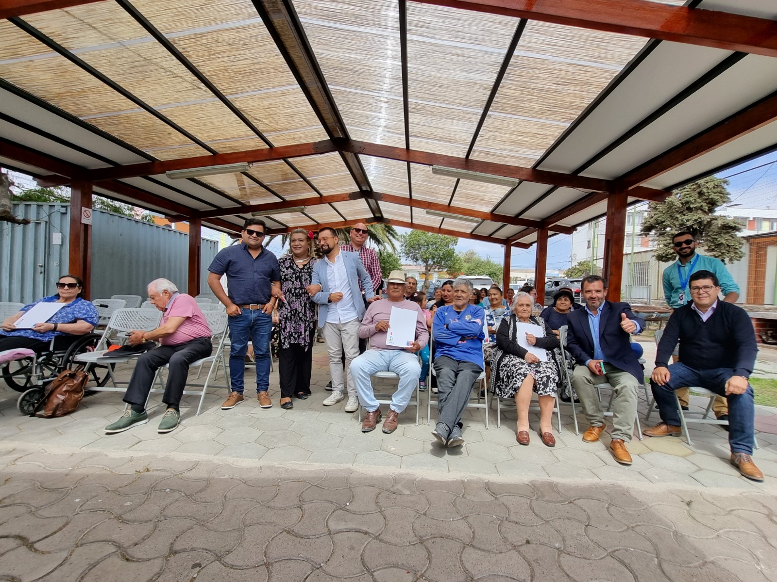 Hasta $40 mil mensuales podrían pagar las personas mayores gracias a subsidio del MINVU