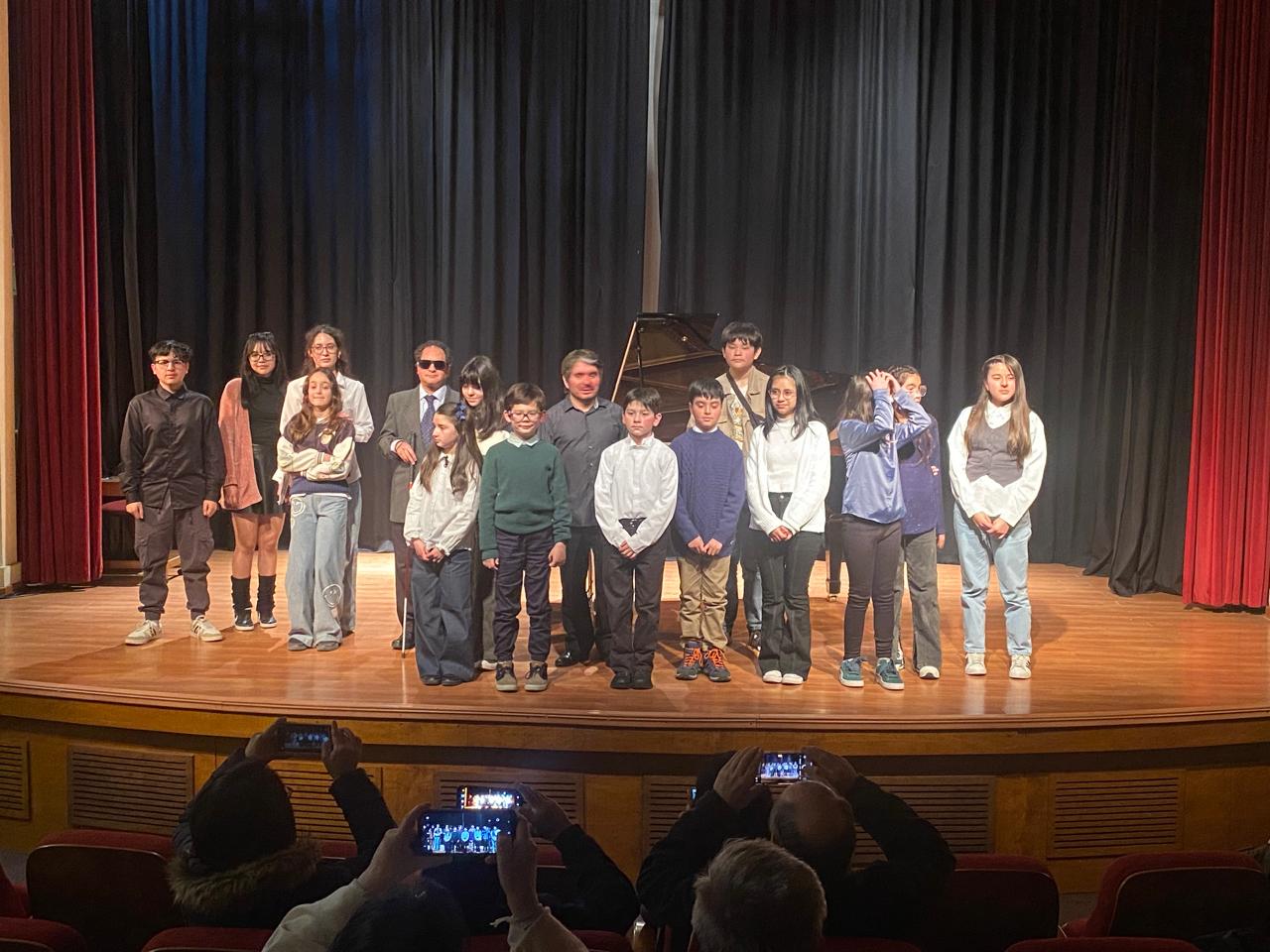 Destacada presentación de jóvenes pianistas de Andacollo en la Universidad de Talca