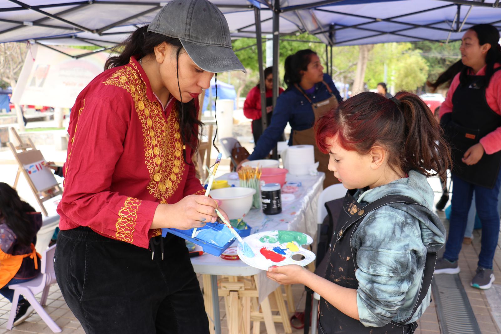 Integrantes de la agrupación La Alegría de Vivir realizaron intervención abierta a la comunidad