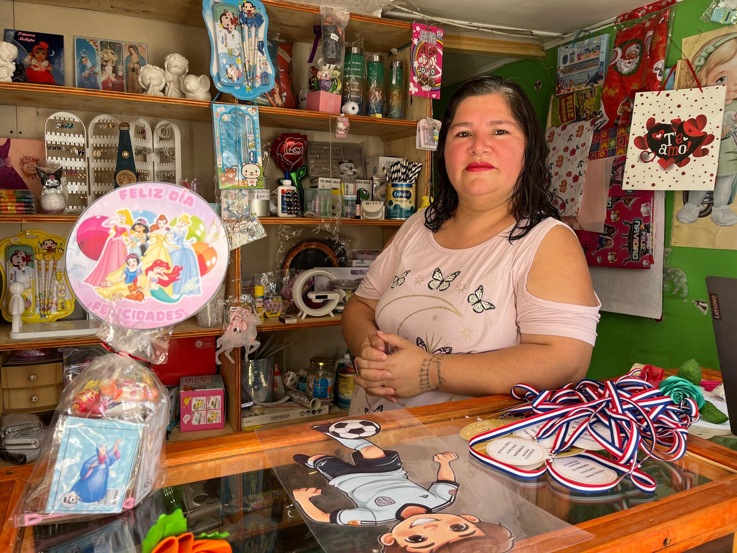 Emprendedora andacollina realiza manualidades personalizadas para diversas ocasiones en su tienda Meily & Lu