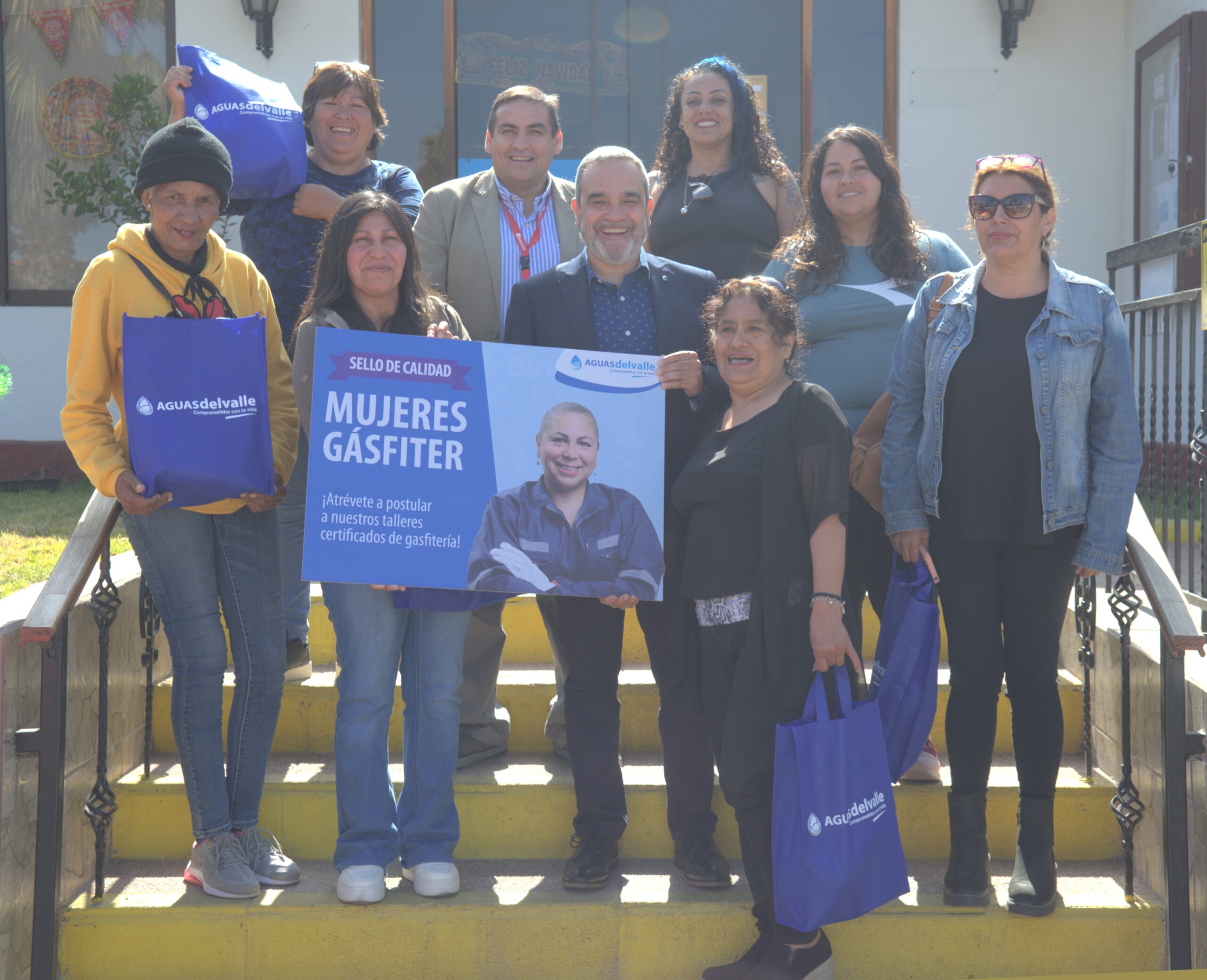 Aguas del Valle lanza convocatoria de programa “Mujeres Gásfiter: Sello de Calidad”