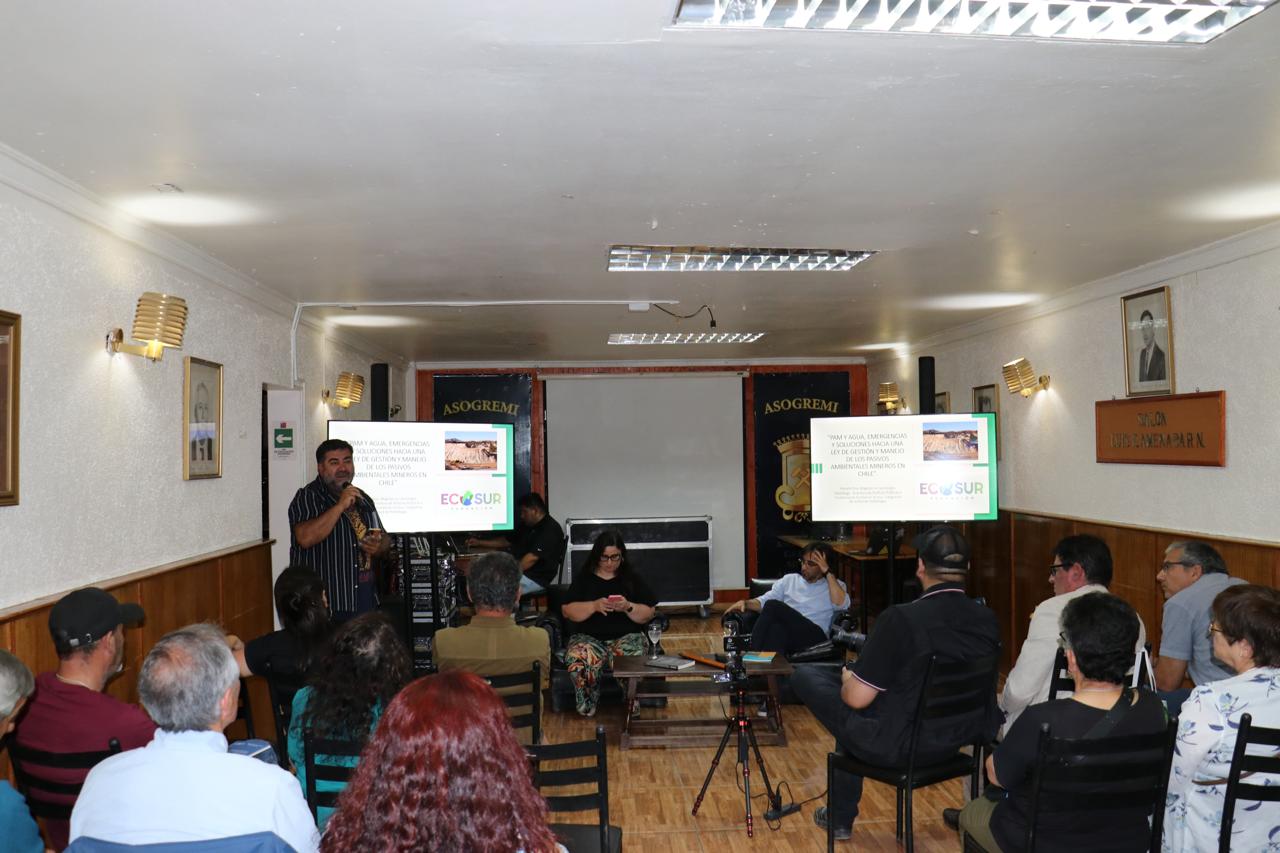 Seminario “PAM y Agua” contó con la participación de distintos actores sociales de Andacollo, quienes dialogaron y expusieron sus puntos de vista